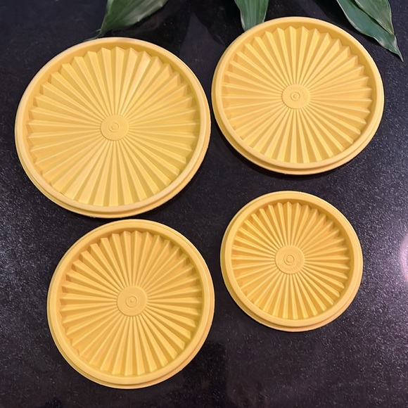 Tupperware - Yellow Nesting Servalier Canister (Set of 4) - Picture 8 of 12